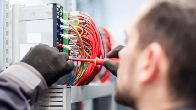 How to Choose the Right Electrical Contractor for Your Project